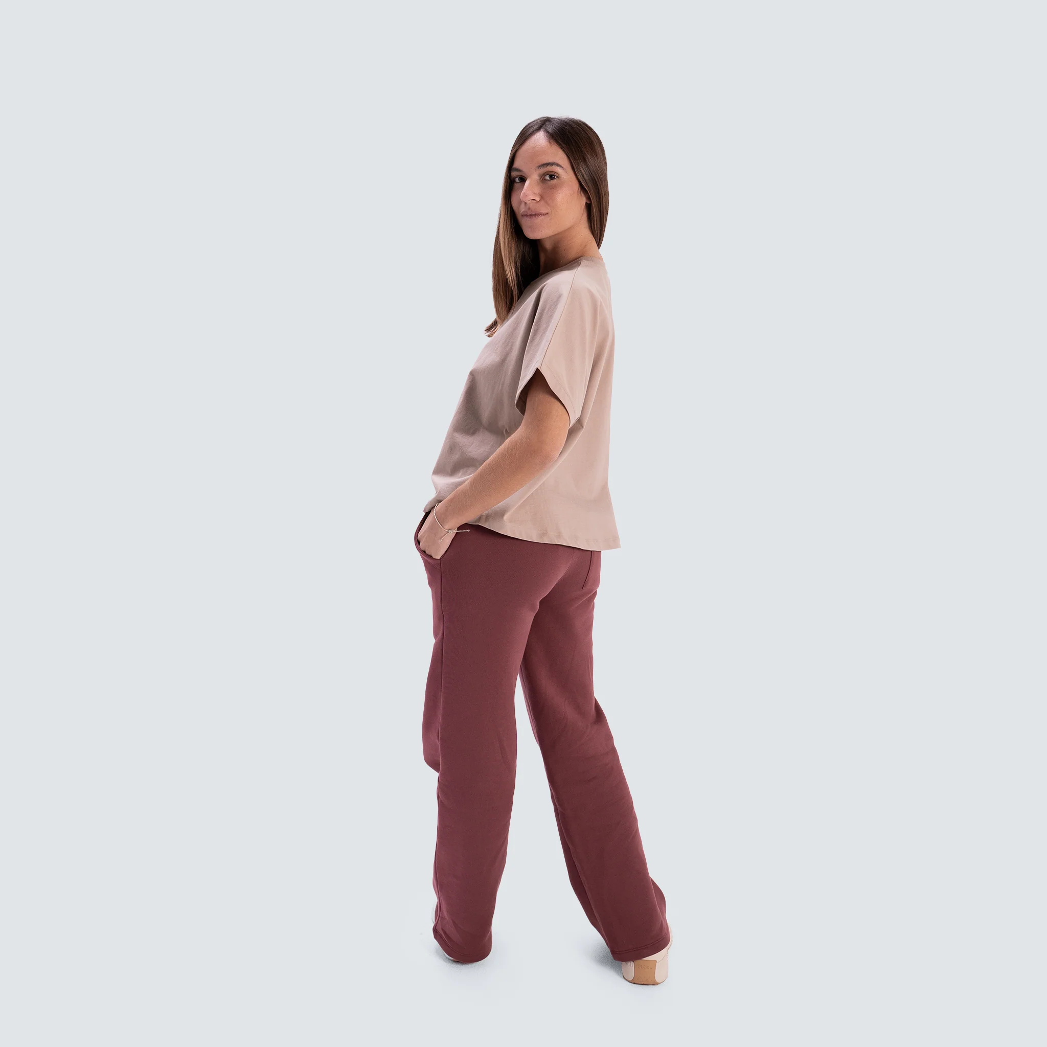 Camiseta Cropped Oversize Mujer Lifestyle AW25 - Image 16